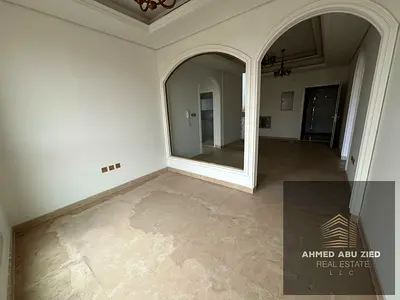 شهر مجاني||خزائن في الحائط|غرفه|صاله كبيره|2حمام|تكييف مركزي|بلكونه اطلاله مفتوحه|موقع مميز بجوار جميع الخدمات |سهل الوصول لدبي والشارقه