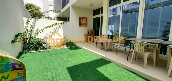 Fully Furnished | Ready To Move In | Back to Back