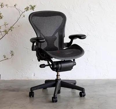 For selling Herman Miller Areon Ergonomic Office Chair size B size and C available