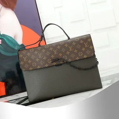 Louis Vuitton men briefcase