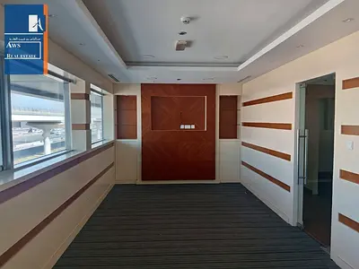 Spacious Office at Prime Location - Sheikh Zayed Road