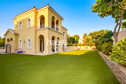 Huge Potential | Vastu | Corner Plot