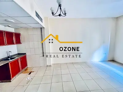 Wow very good studio cantral ac with free covared parking easy exit to dubai