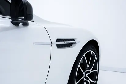 2014 Aston Martin RAPIDE 缩略图 4