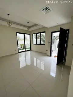 Spacious 3BR Corner Townhouse | Single Row | Maid’s Room