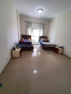 Studio for Sharing - Females Only