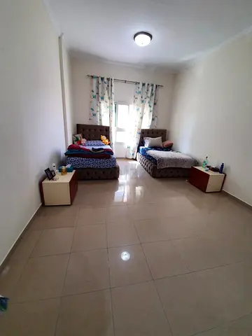 Studio for Sharing - Females Only