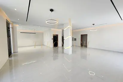 Modern Design | Walk in closet | Brand new