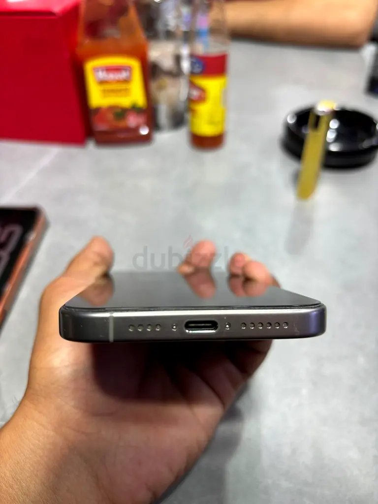 Iphone 15 pro max 256414981969234503684