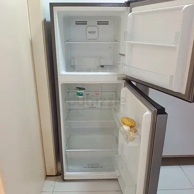 Compact refrigerator with top freezer — used, working