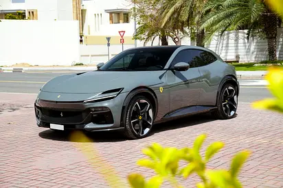 ferrari Purosangue 2023