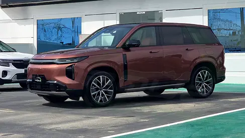 ( Only For Export ) 2025 GAC S7 Premium Plug-in Hybrid AWD BRAND NEW