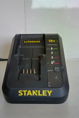 Stanly Charger 18v