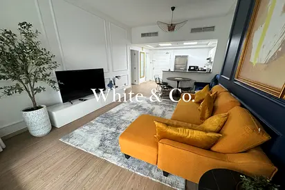 Upgraded | Fully-Furnished | Lake Views