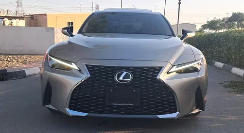 LEXUS IS300 V4 2.0TURBO 8 GEAR 2024 GCC FREE SERVICE 60000KM + 5 YEAR WARRANTY ALFUTTAIM +NO REPAINT