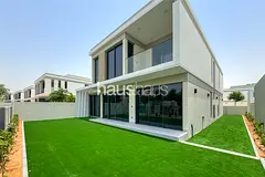 Vacant | Landscaped | Single Row