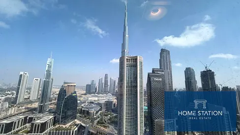 Live Near Burj | Chiller Free | Modern Design | Metro Access