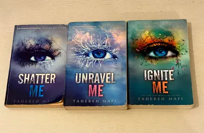 Shatter Me (Tahereh Mafi) — 3 paperback books: Shatter Me, Unravel Me, Ignite Me