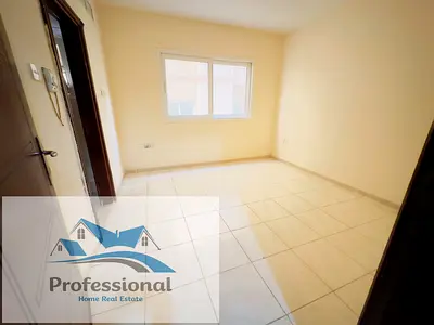 LOW BUDGET LIKE A NEW BUILDING SPECIAL OFFER STUDIO 20 K 6 CHQS SEPARATE KITCHEN FAMILY BUILDING