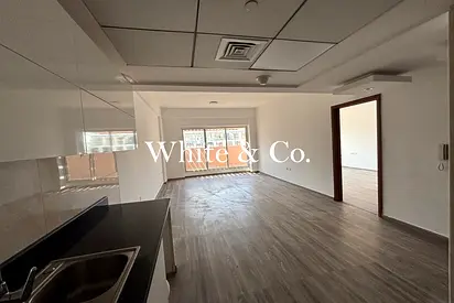 Spacious | Prime location | Unfurnished
