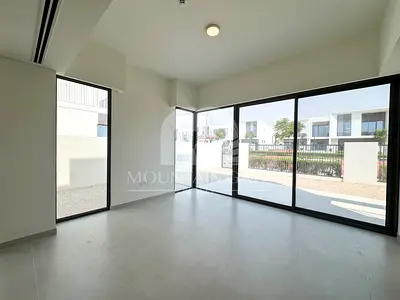 Single Row | Close to Mall | Brand New Available