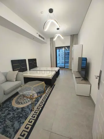 Master room available for rent on sheikh zayed road near emirates metro station