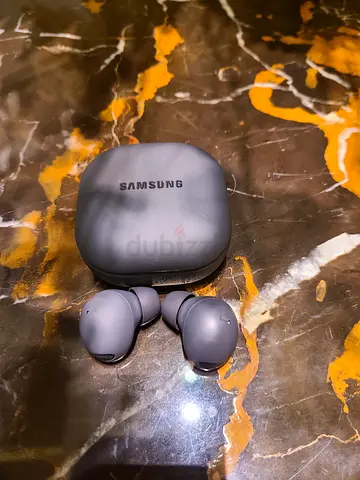 Samsung Galaxy Buds 2 Pro– True Wireless Earbuds with Charging Case (Gray)