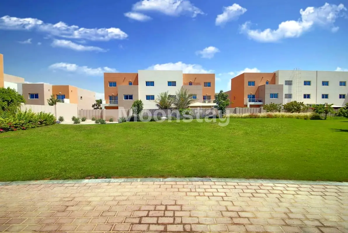 Perfect Villa | Single Row | Rent Refund