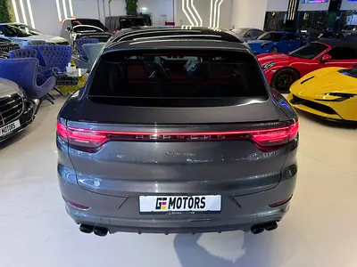 2023 Porsche CAYENNE photo 7