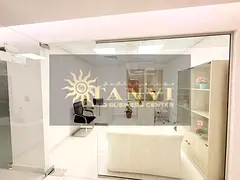 Fully Furnished office | Free utilities | Direct From Owner