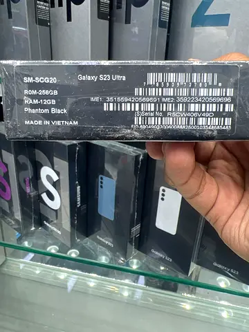 Samsung Galaxy S23 Ultra - Unopened Box