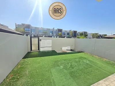 Family Living | 3BR+Maid Single Row Villa | 150K
