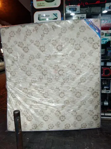 King size mattress 180x200cm.  Same day delivery available