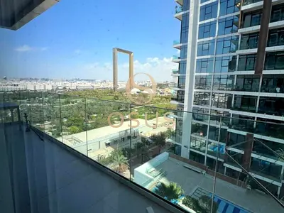 Vacant Now | Elegant Layout | Frame View