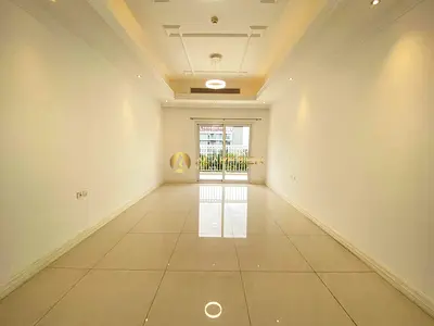 Community View|Well Maintained|Fitted Kitchen