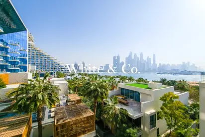 Large Layout | Mordern Living | Beach Access