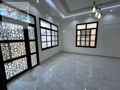 فيلا للإيجار تشطيب اوروبي. استمتع بالهدوء مع نظارات بيليلا الخاصة بك والمساحات والمناظر الرائعة.