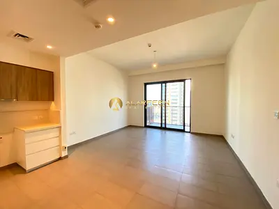 Boulevard View| Bright and Natural| Ready to Move