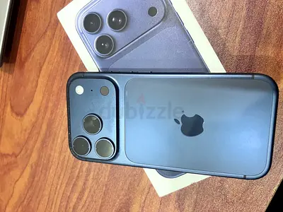 Apple IPhone 17 pro 512 GB, deep blue color