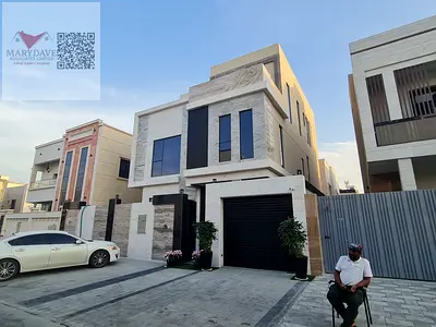 New modern villa with modern finishing, freehold for all nationalities, in a prime location!