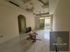 Spacious 3-Bedroom Apartment in Al Mowaihat 3 – Ajman A large apartment with built-in wardrobes, f