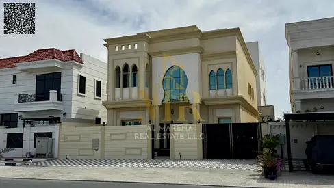 A villa with all AC installation fees included, on the main street, ready to move in, in the most prestigious area of ​​Ajman. Freehold ownership for