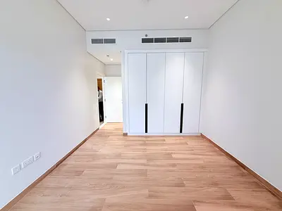 AMAZING QUALITY | ELEGANTLY SIZED ONE BEDROOM