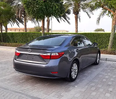 صورة 7 لـ 2014 Lexus ES-SERIES