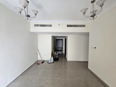 غرفتين وصالة /حمام /بلكون باطلالة مفتوحة / تكيف مركزى /خزائن حائط/تشطيبات حديثة