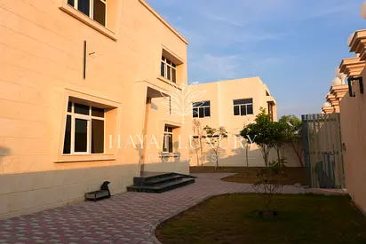 6-BR VILLA l SPACIOUS LAYOUT I FURNISHED