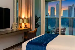 LUXE Stodio in business bay with canal views