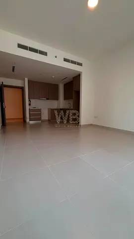 Modern 1 Bedroom | Great Layout | Prime Community