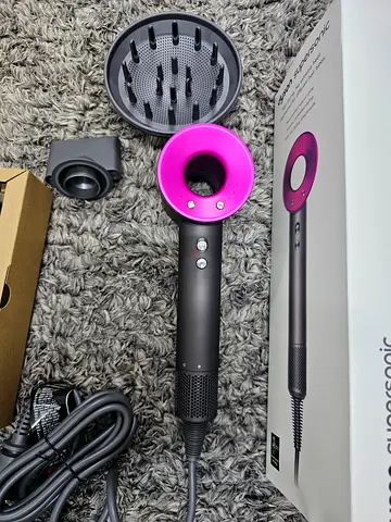 Dyson Supersonic Hair Dryer with Diffuser