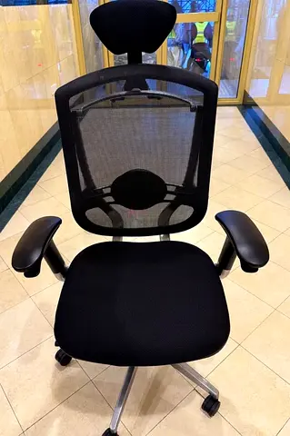 Marrit office chair